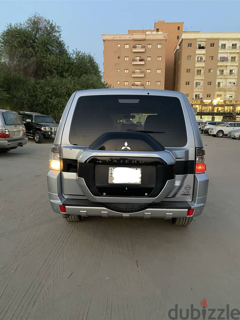 Mitsubishi Pajero 2015 2