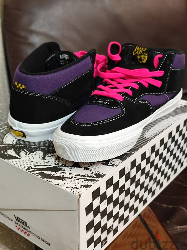 Van's Shoe Brand New Original  Size 46  Pick Up From Hawally Block 11 3