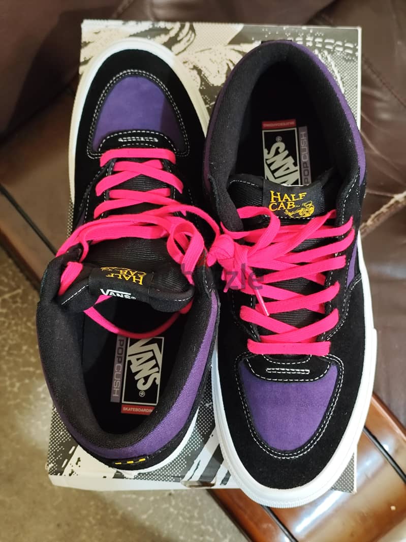 Van's Shoe Brand New Original  Size 46  Pick Up From Hawally Block 11 4