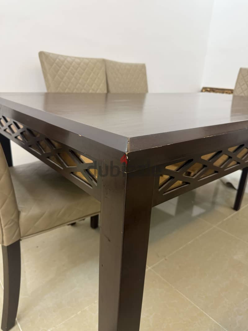 Dining table with 6 chairs 6
