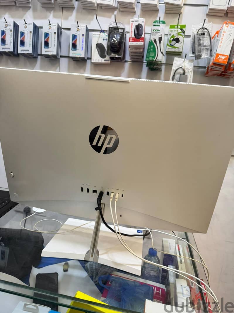 HP pavilion All-in-one Desktop 27-calxxxx itel. i7. . 12TH 6