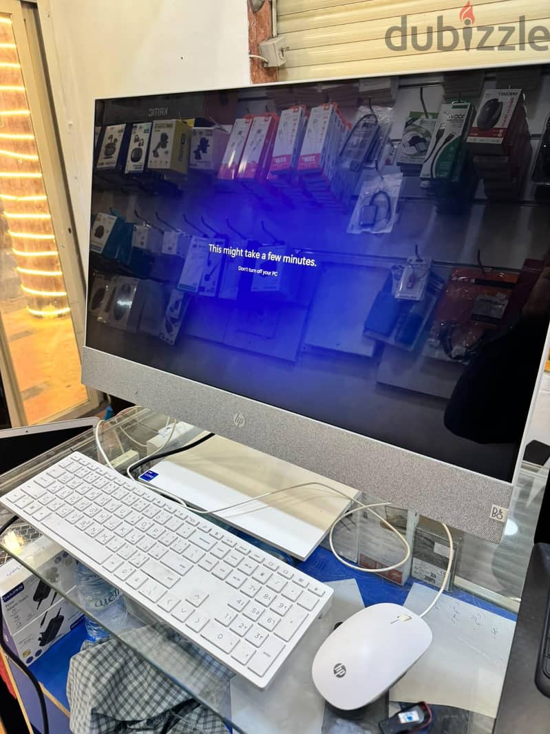 HP pavilion All-in-one Desktop 27-calxxxx itel. i7. . 12TH 11