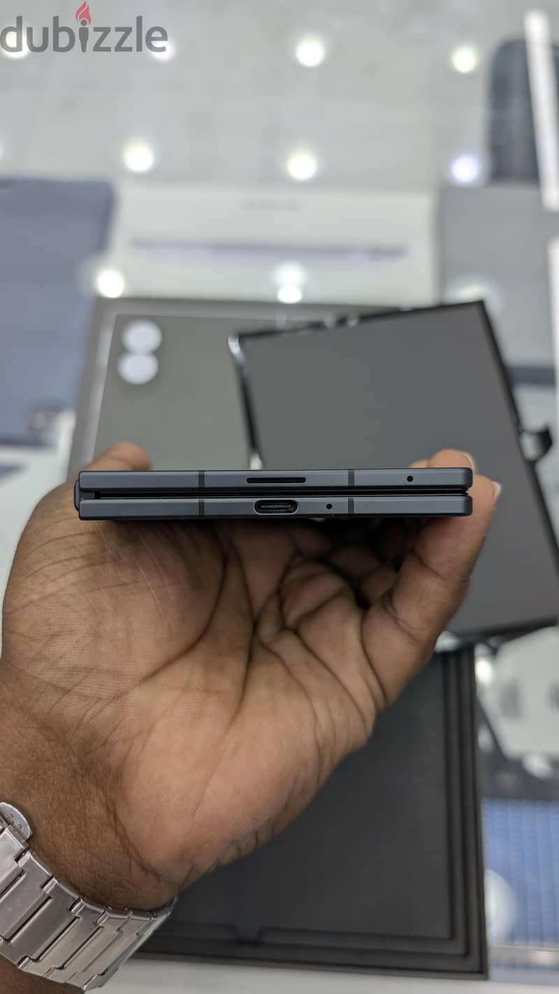 Samsung Galaxy Z Fold 8 4