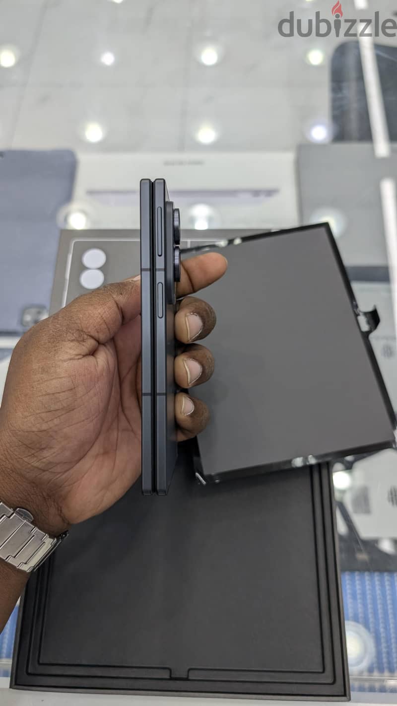 Samsung Galaxy Z Fold 8 7