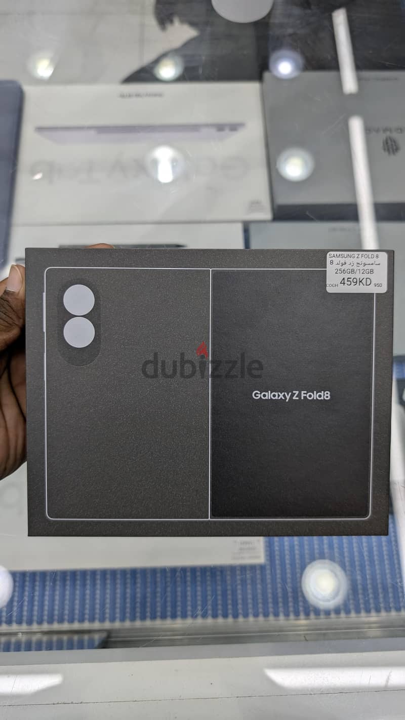 Samsung Galaxy Z Fold 8 10