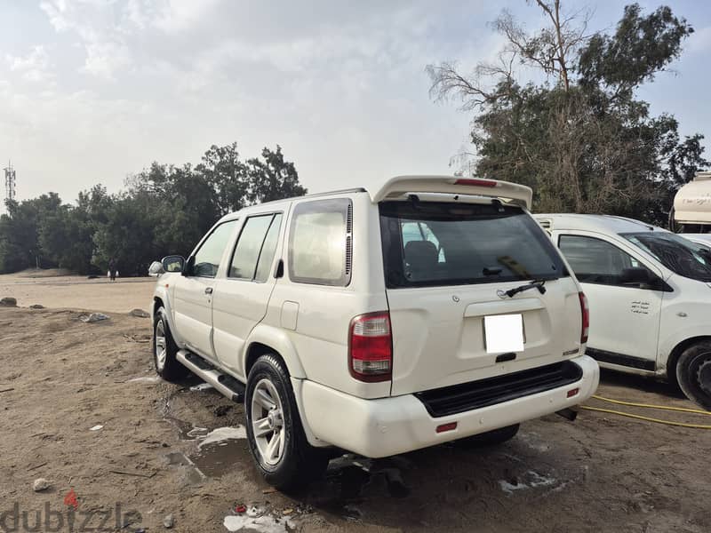 Nissan Pathfinder 2003 SE 3.5 3