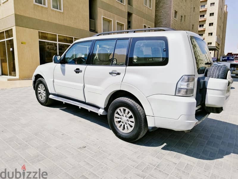 Mitsubishi Pajero 2013 5