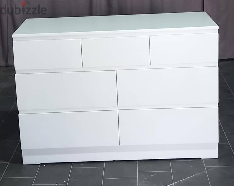 Good condition furniture used for sale 9670 5257 WhatsApp 2