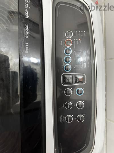 samsung 11 kg automatic topload. good condition