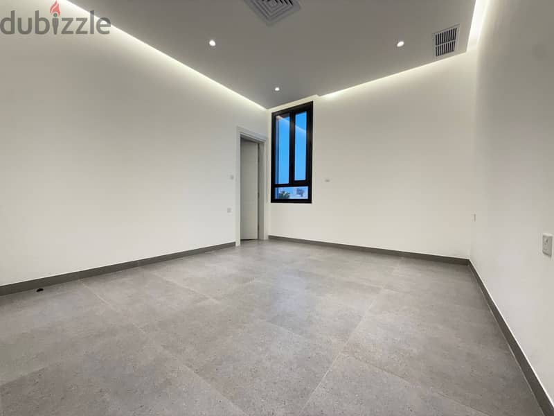 Rumaithiya – Lovely, Spacious, Unfurnished Four Bedroom Floor 13