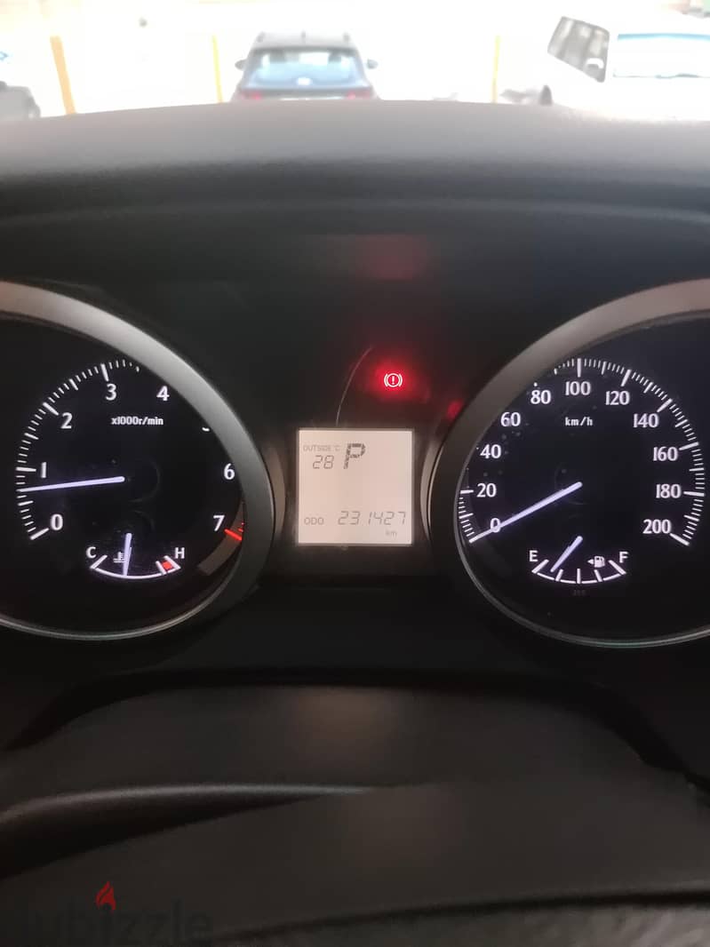 Toyota Prado 2011 4