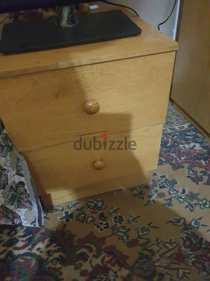 Wodden Bed Set, Cupboard, Dressing Table and Side Tables Set for Room 5