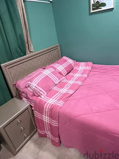 mild grey theme full set :bed,cabinet,queen bed ,dressing side table