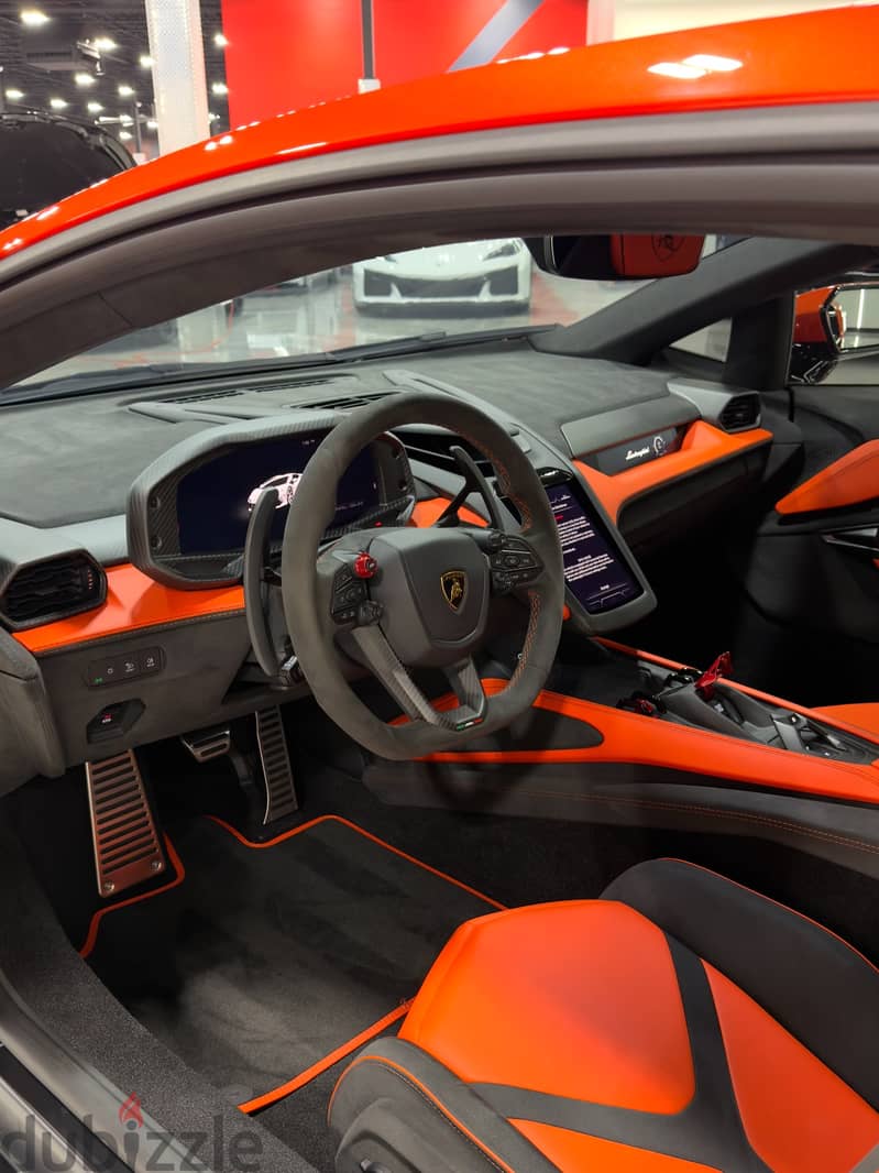 Lamborghini Revuelto 2024 2025 1
