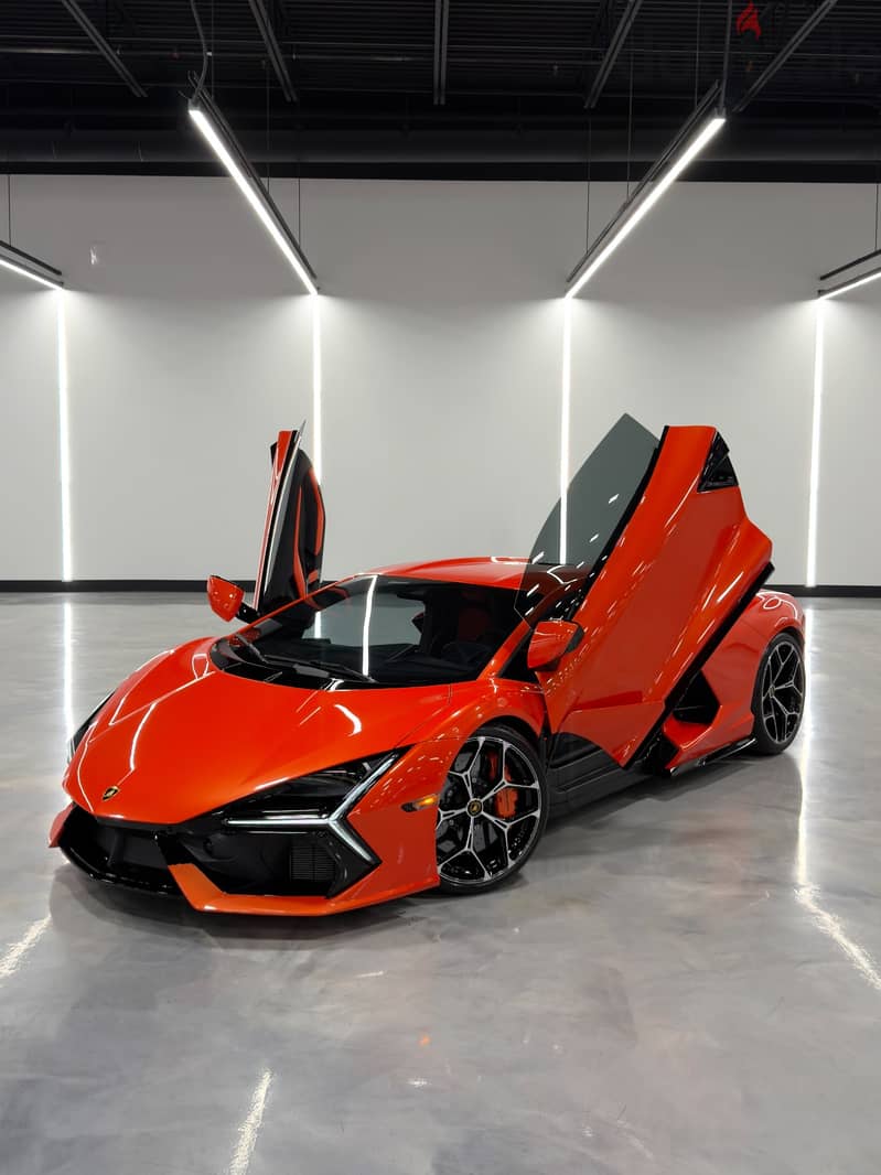 Lamborghini Revuelto 2024 2025 4