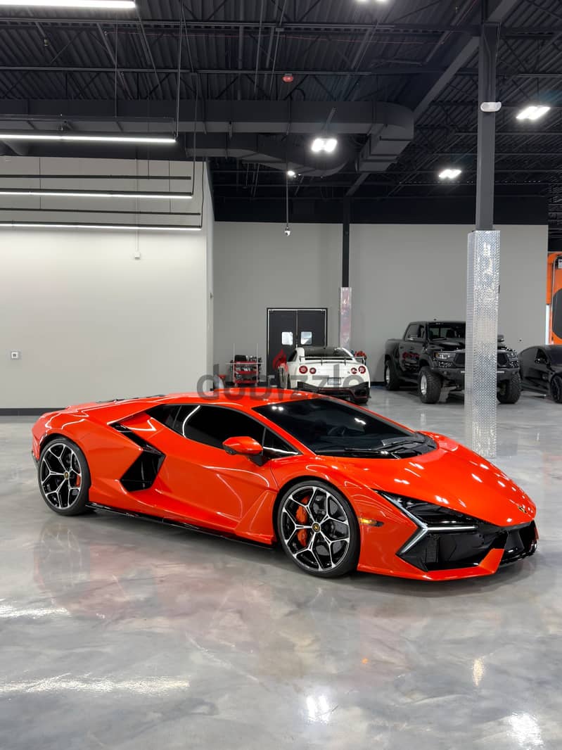 Lamborghini Revuelto 2024 2025 5