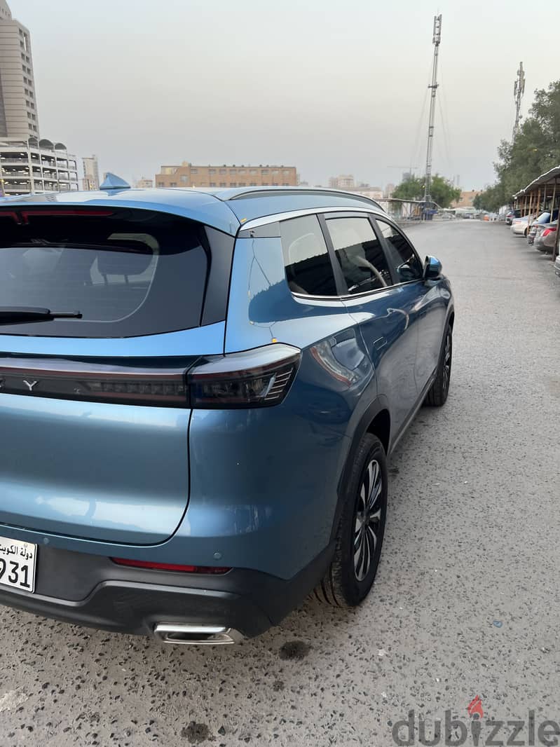 شيرى تيجو 8 2026 17