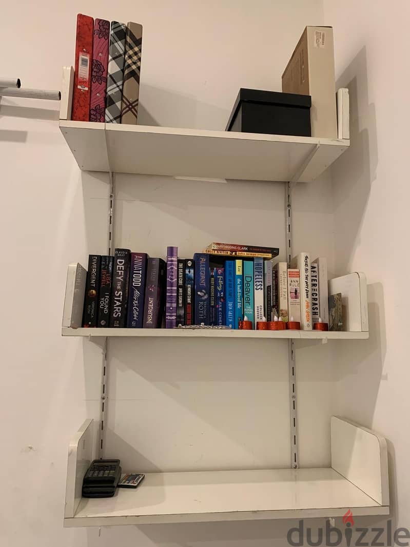 White wall shelf unit( 5 shelves height) Adjustable height 1