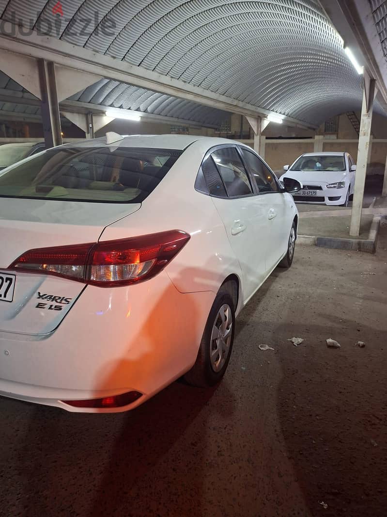 Toyota Yaris 2019 1.5E 12