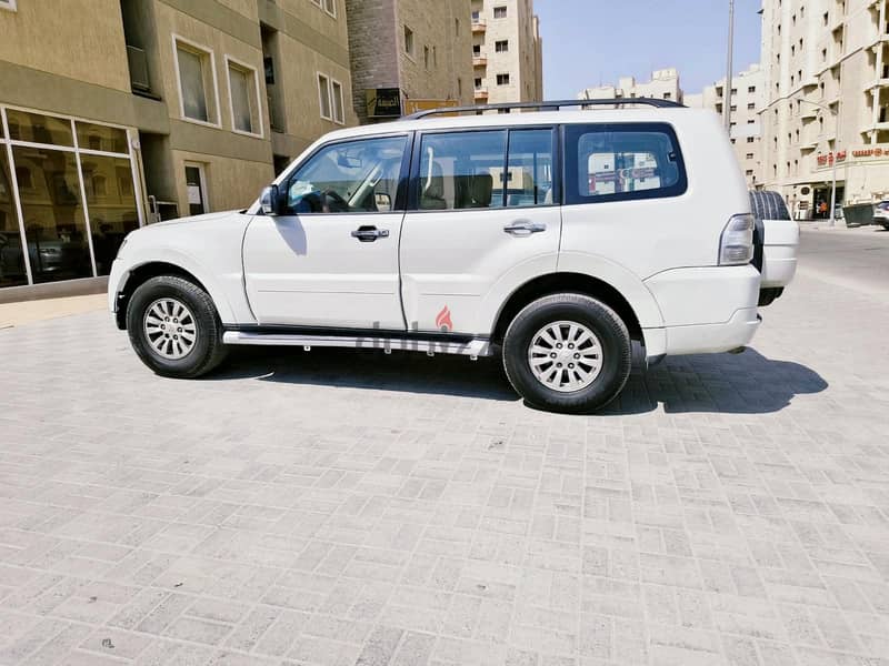 Mitsubishi Pajero 2013 3