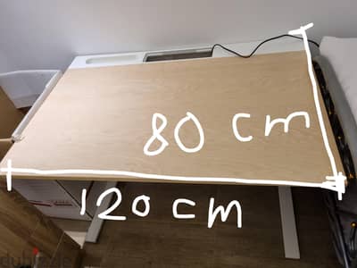 Desk for sale مكتب للبيع