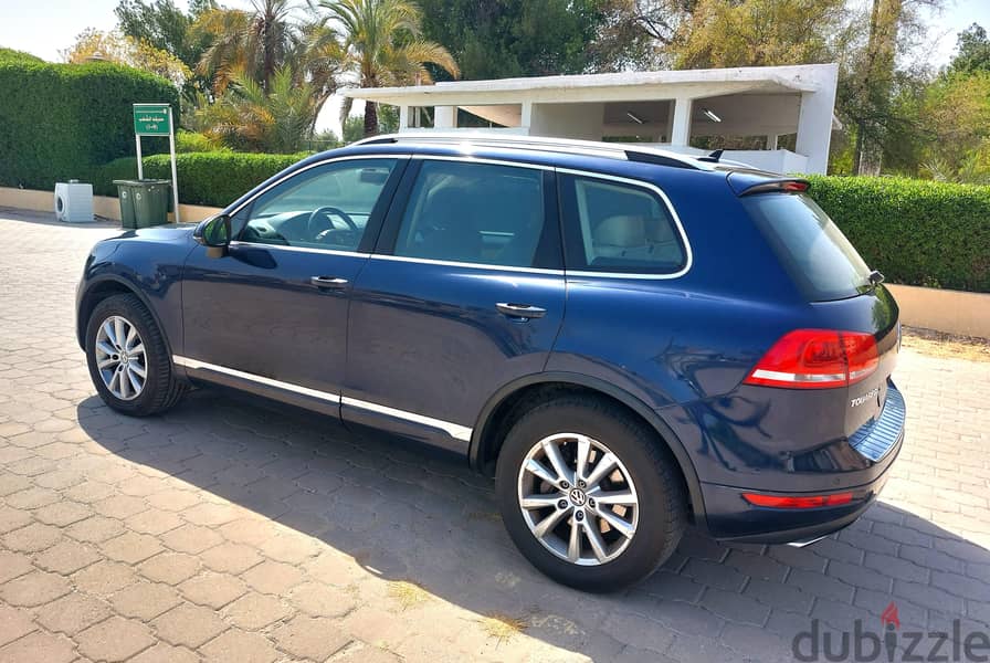 Volkswagen Touareg 2015 excellent condition orginal paint 2