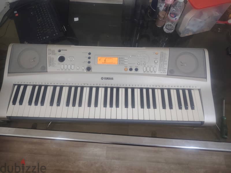 Yamaha E313 6