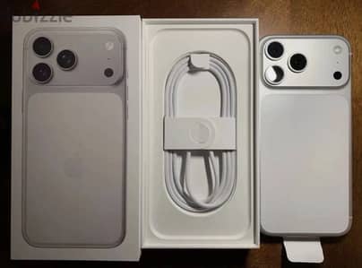 iPhone 17 Pro Max UNLOCKED 256GB Silver
