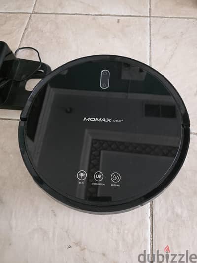 Momax smart wet and dry robovax for sale