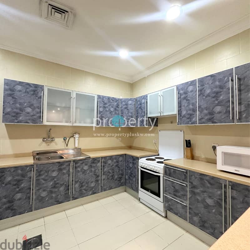 Unfurnished 3 bedroom apartments with balcony for rent in Sulaibikhat 5