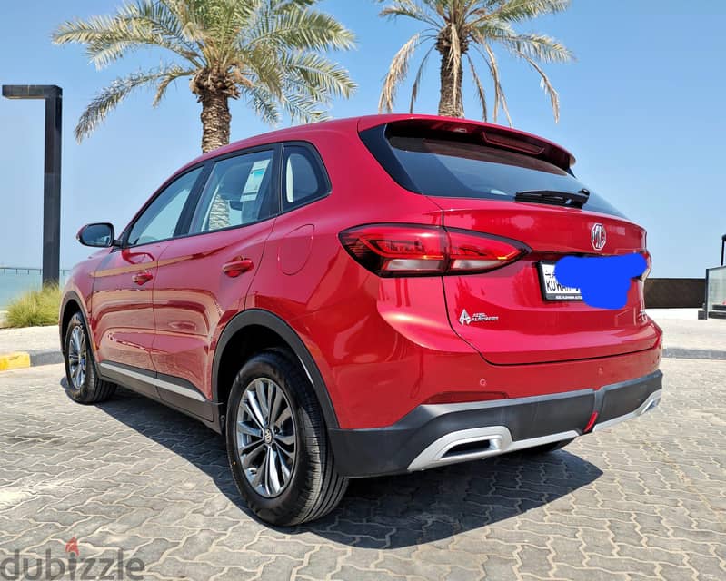 MG  ZS 2025 11