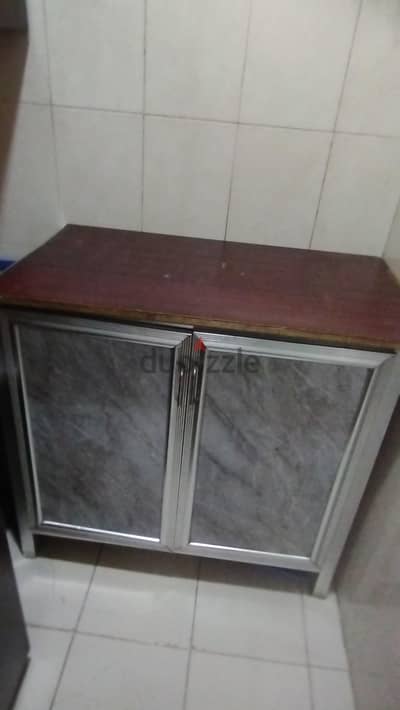kitchen cabinet