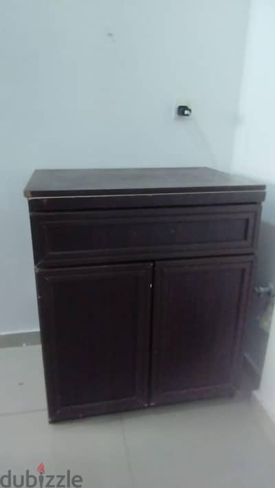 kitchen cabinet & cupboard