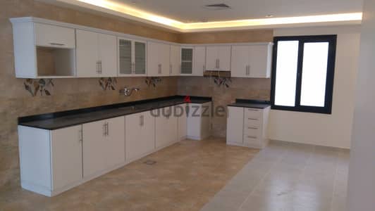 5 bedroom ground floor with yard in abu fatira