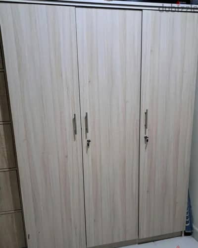 a good condition cupboard