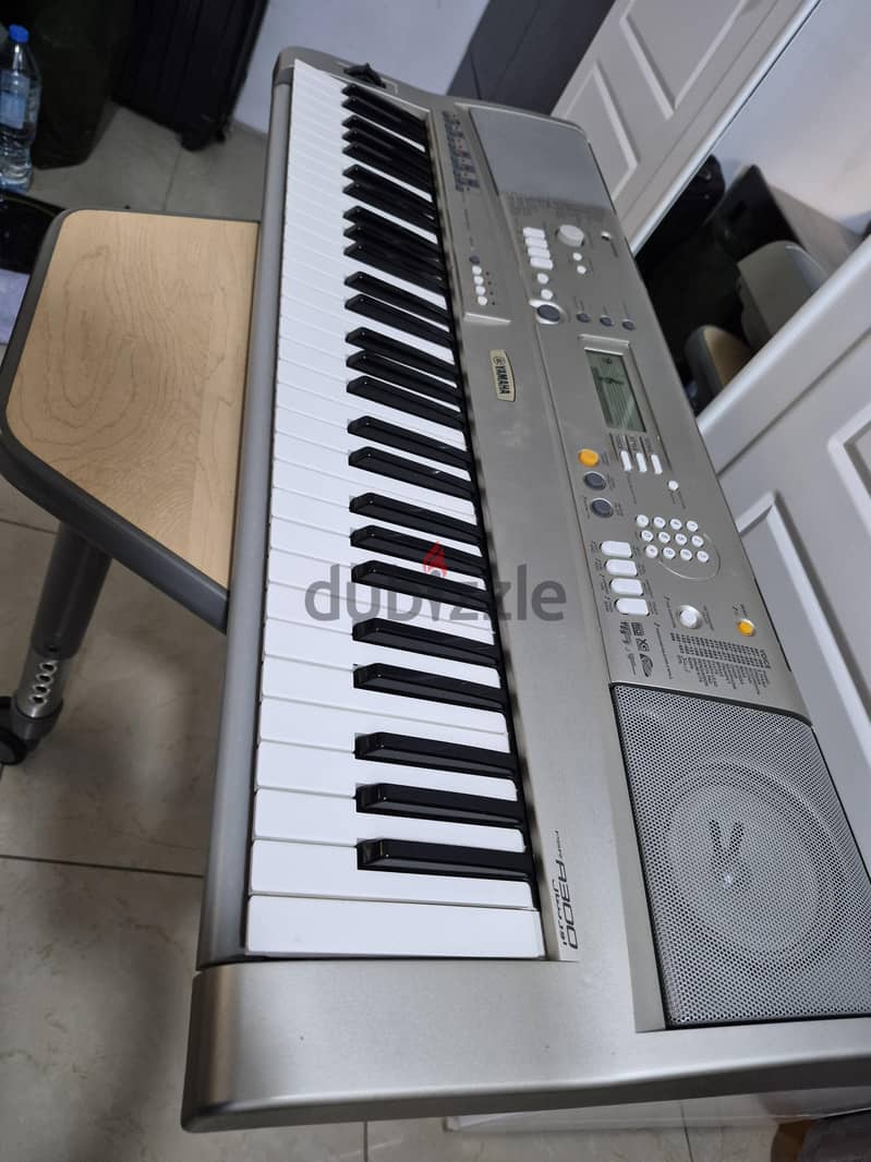 Yamaha PSR-A300 Oriental Electronic Keyboard 1