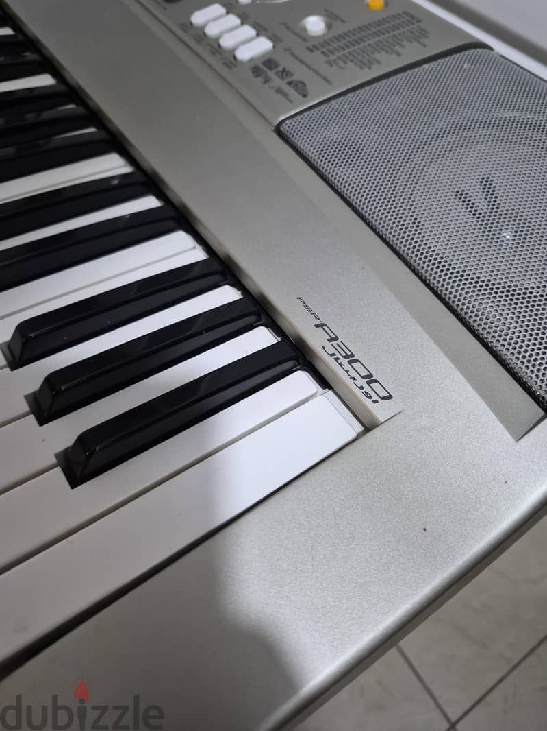 Yamaha PSR-A300 Oriental Electronic Keyboard 2