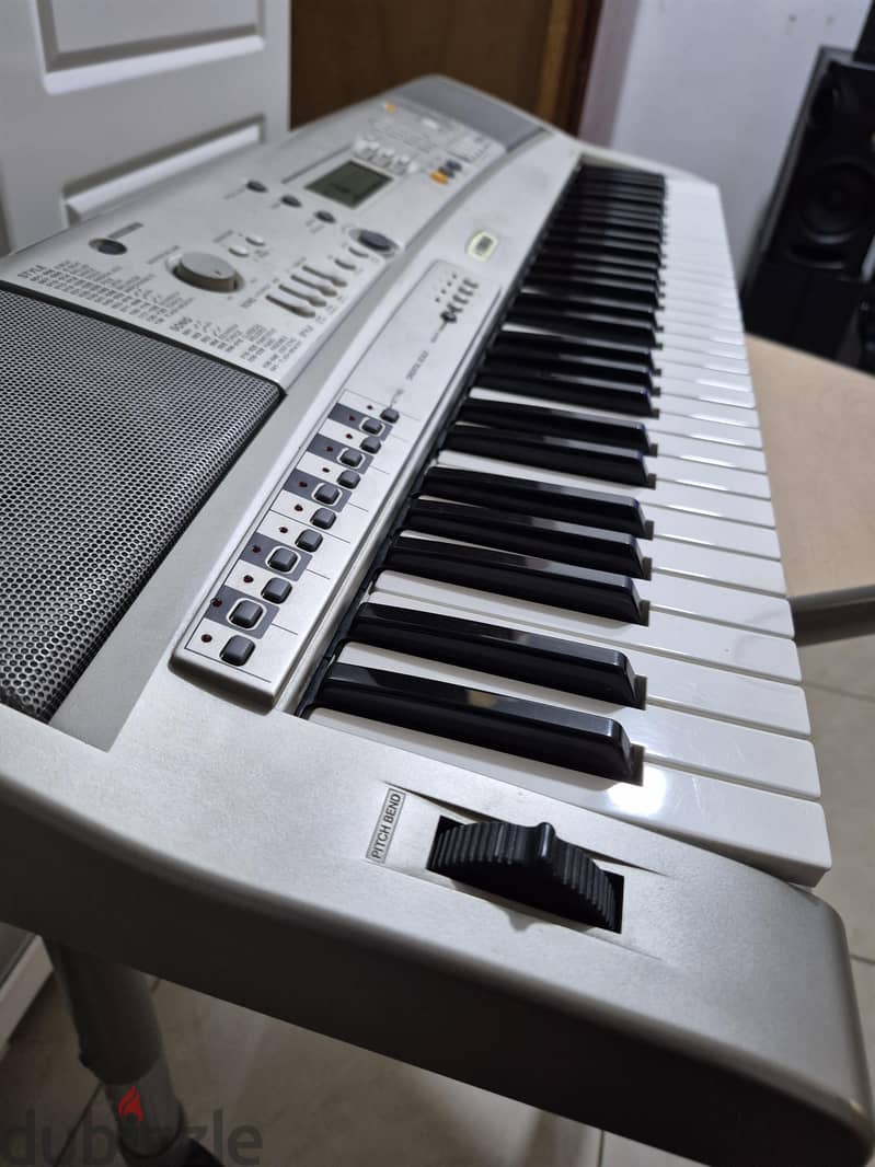 Yamaha PSR-A300 Oriental Electronic Keyboard 3