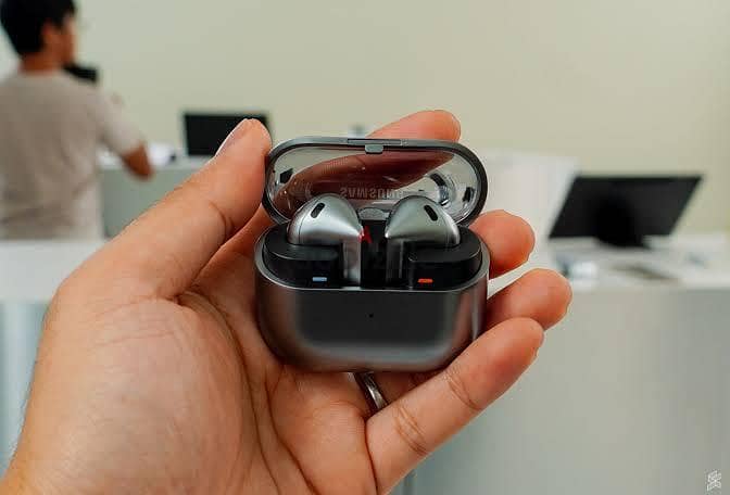 Samsung Buds 3. Origional only box open with ANC 1