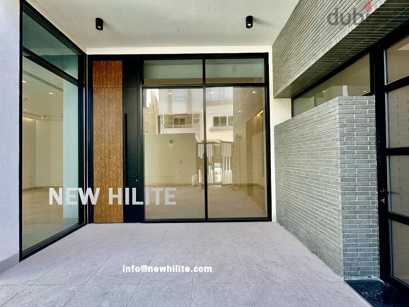 Brand New 5 bedroom Town house for rent in Abu fatira 7