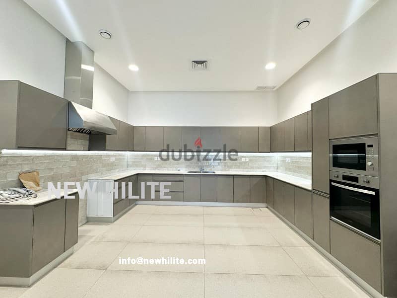Brand New 5 bedroom Town house for rent in Abu fatira 8