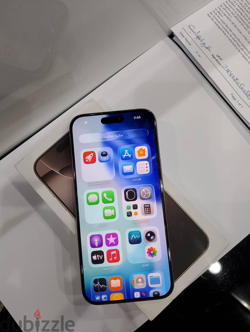 iPhone 16pro max 512 GB 10