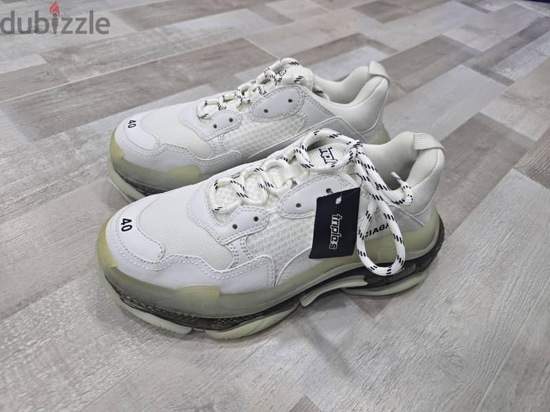 Balenciaga Triple S 2