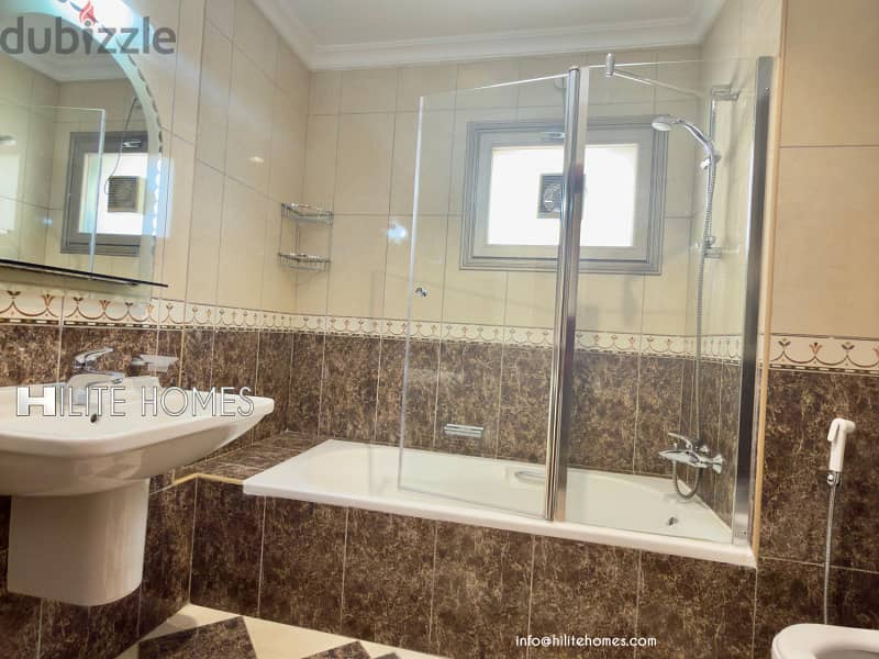 Spacious apartment with view for rent in Salmiya 5