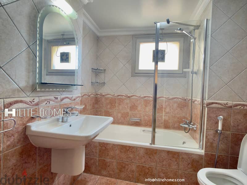 Spacious apartment with view for rent in Salmiya 6