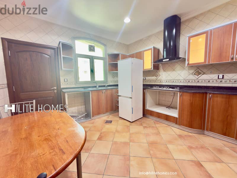 Spacious apartment with view for rent in Salmiya 12