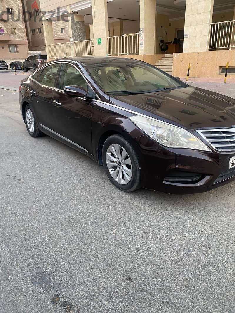 هيونداي أزيرا 2013 10