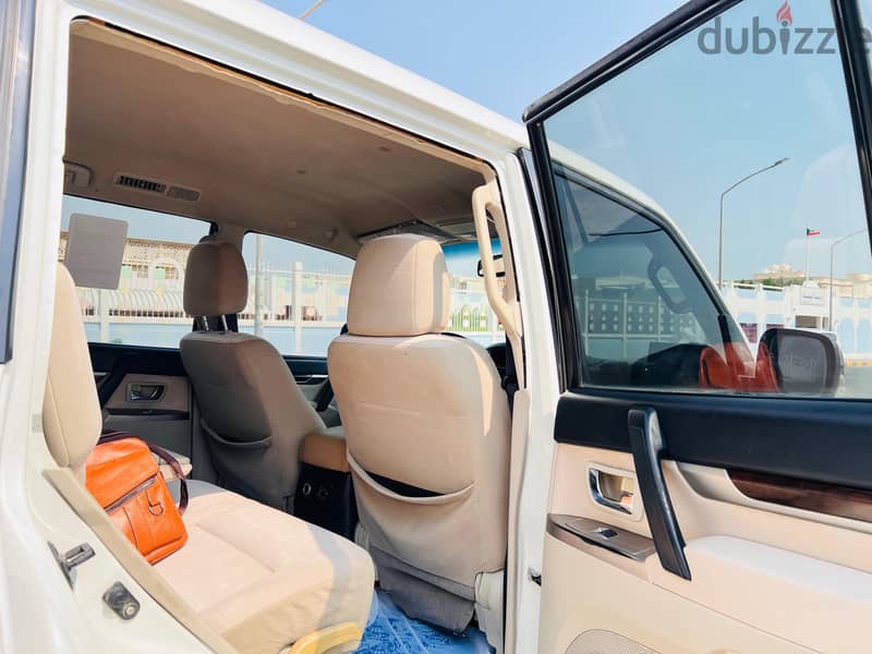 Mitsubishi Pajero 2015 7