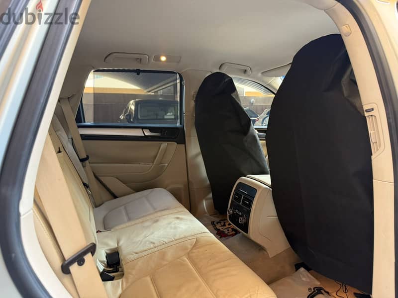 Excellent condition Volkswagen Touareg 2014 7