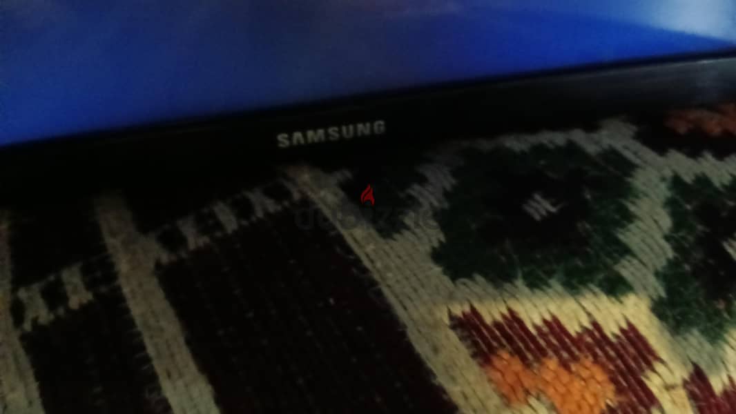 display broken no remote 30kd only 2